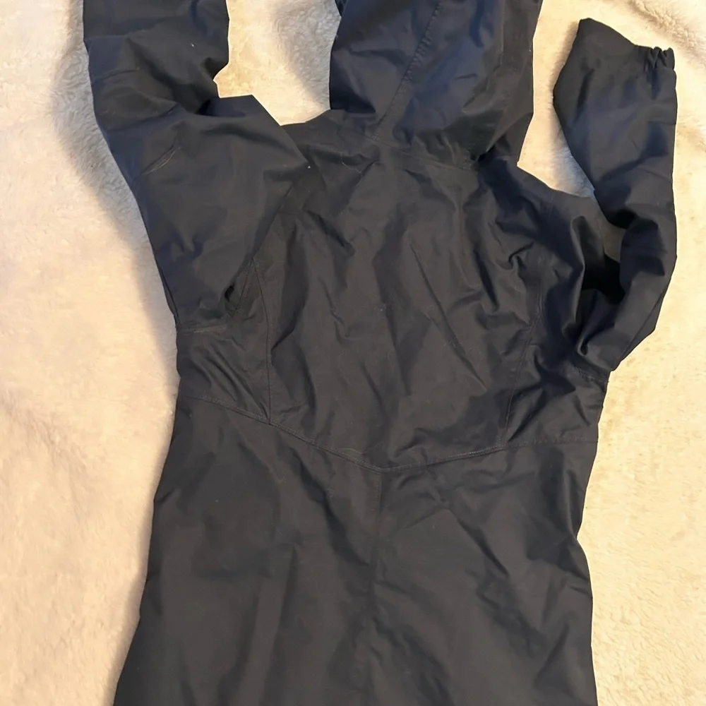 REI Co-op Navy Jacket with purple lining size 8 girls small medium weight